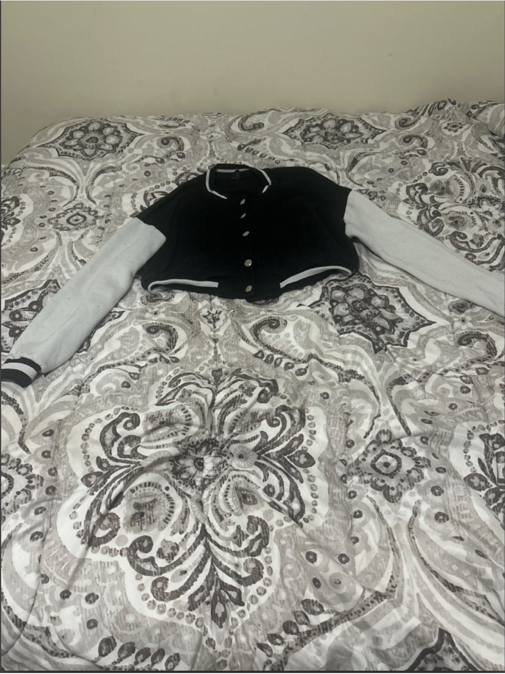 SHEIN Black Varsity Cropped Jacket with Light Gray Sleeves